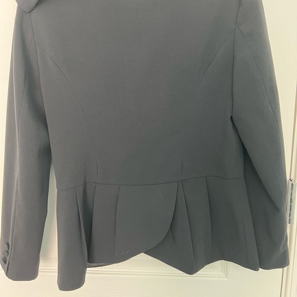 Ladies jacket, size 8, Newport News, excellent condition - Picture 8 of 14